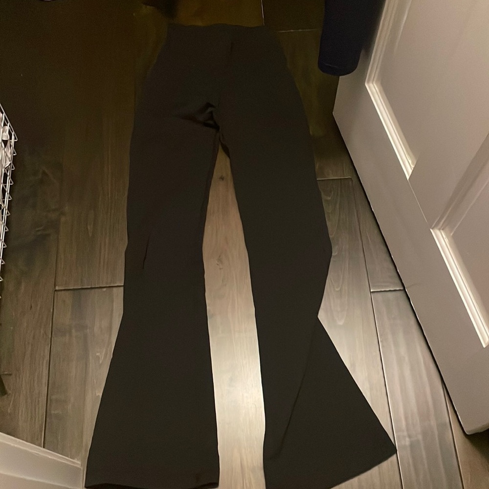 Lululemon flare size 2